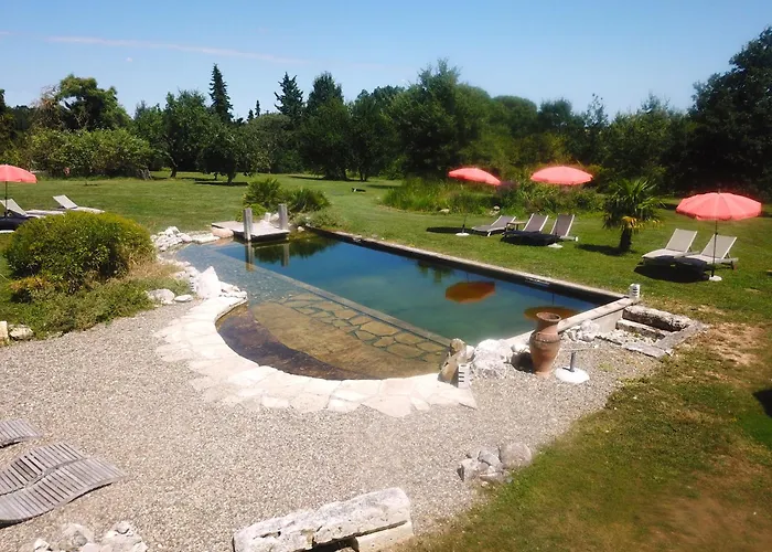 La Roulotte Aux Nuits Insolites D'argoumbat キャンプ場 ボーモン・ド・ロマーニュ